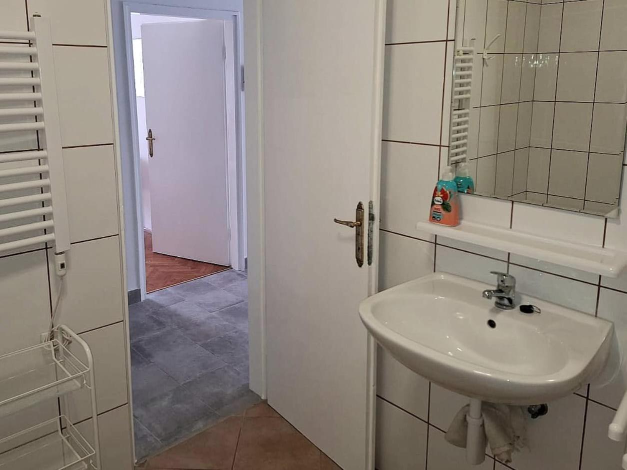 Apartman Matusan Palit55 Rab Town Eksteriør bilde